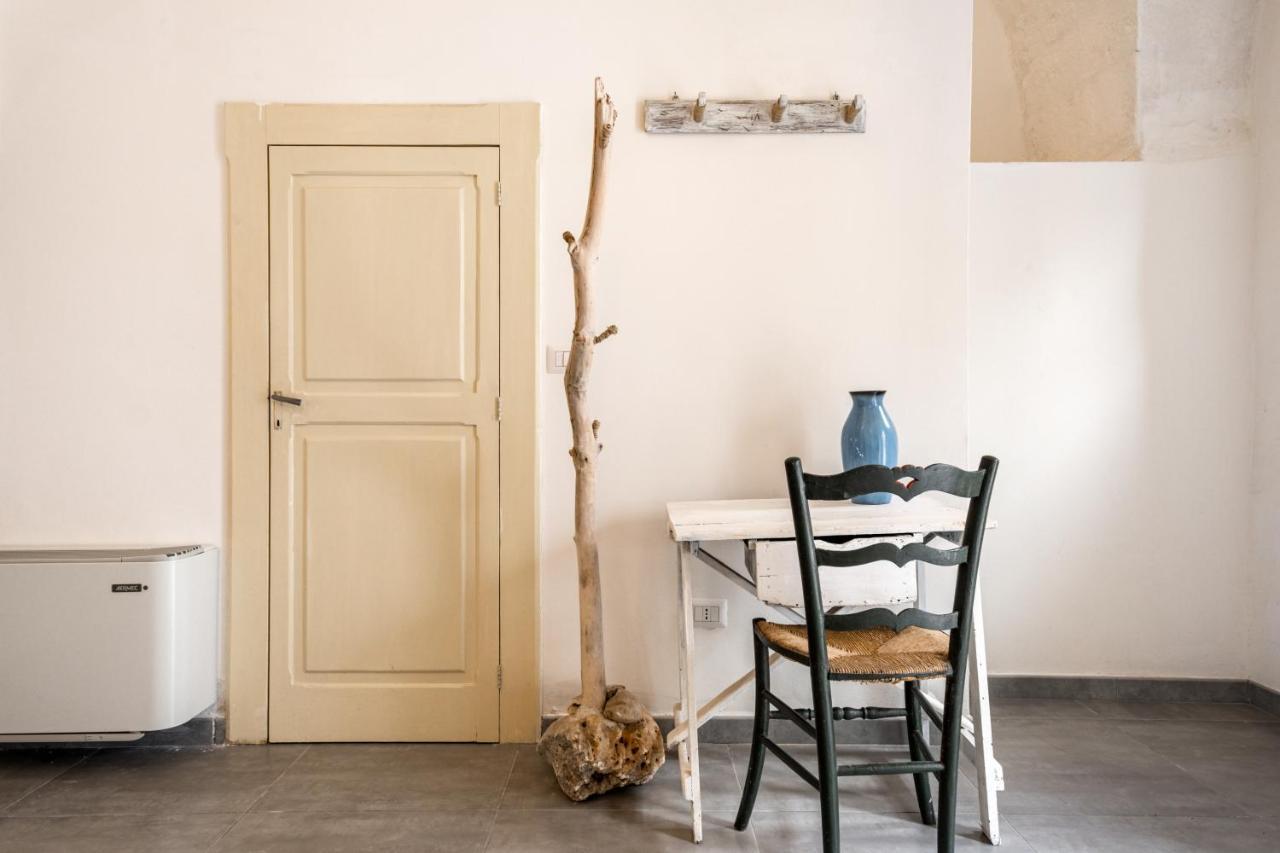 La Casa Nel Vico Pretty Apartment Ostuni Eksteriør billede